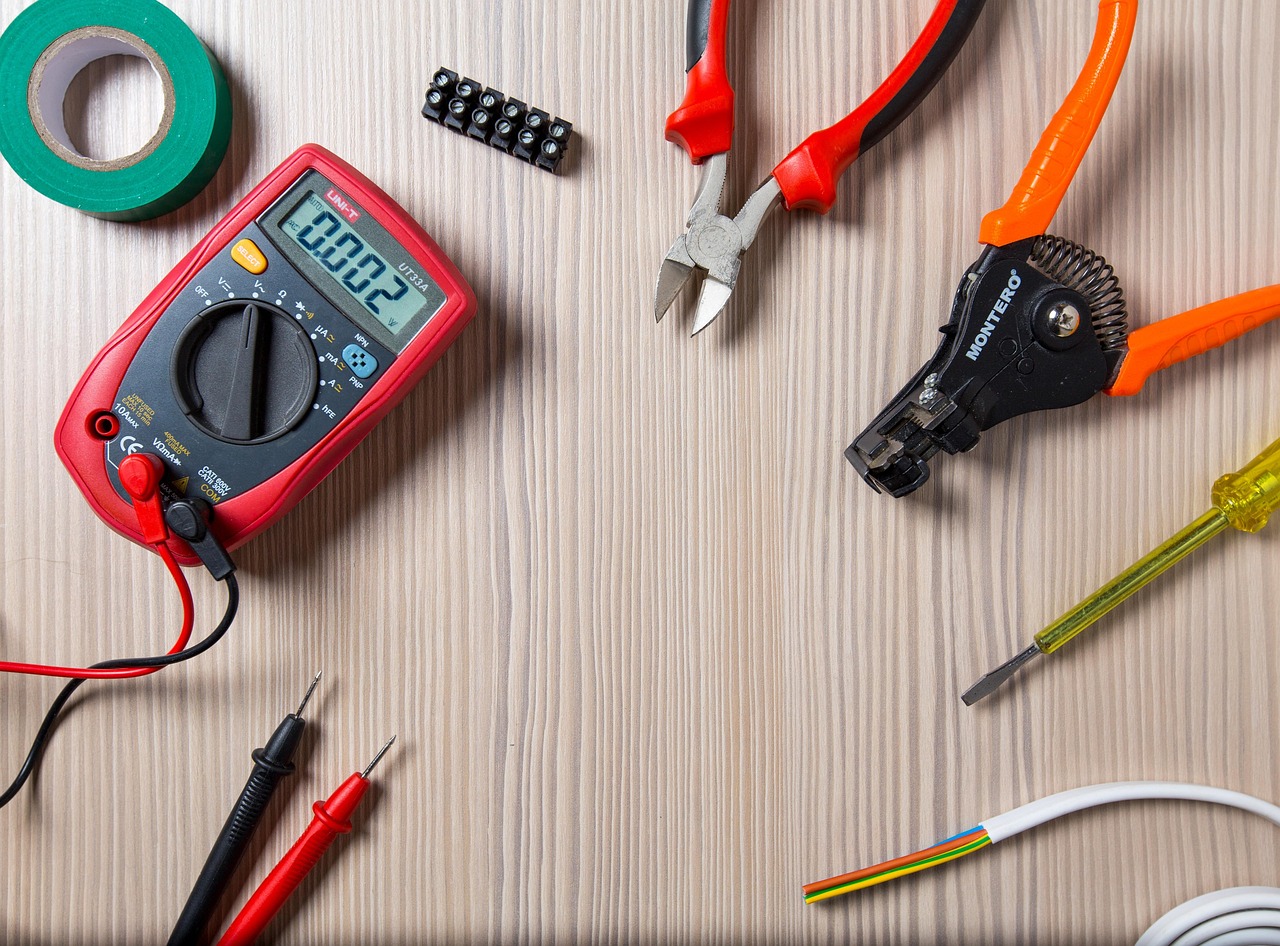 uncovering-top-tampa-bay-fl-electrician-640x480-7nz75q